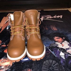 Size 12 BTOWN 7 in Boots. Never worn.